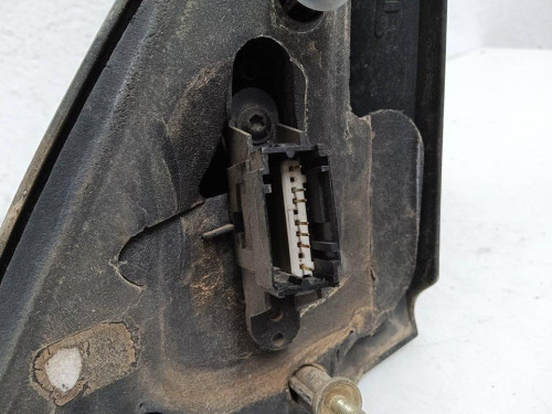 RETROVISOR DERECHO Renault MEGANE I BERL./ BERL. CON PORTÓN (BA0) 