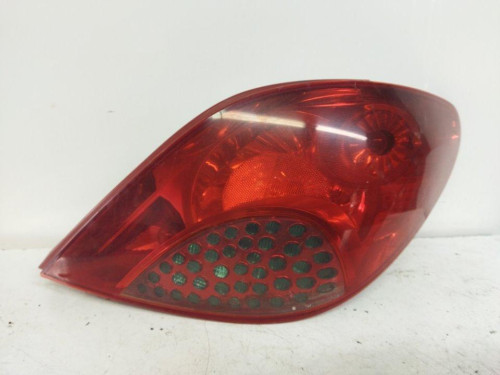 PILOTO TRASERO DERECHO Peugeot 207 