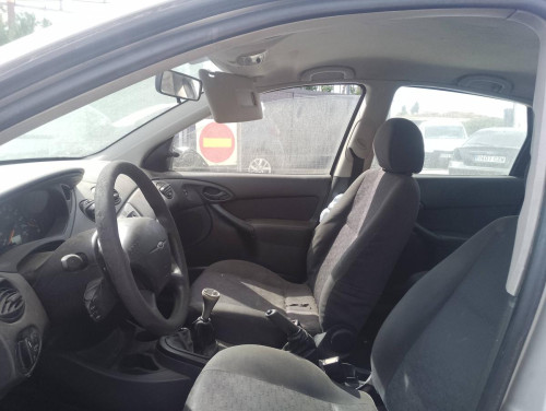  FORD FOCUS BERLINA (CAK) 