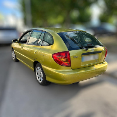 KIA RIO (BC)