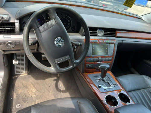 VOLKSWAGEN PHAETON (3D3/3D7) used