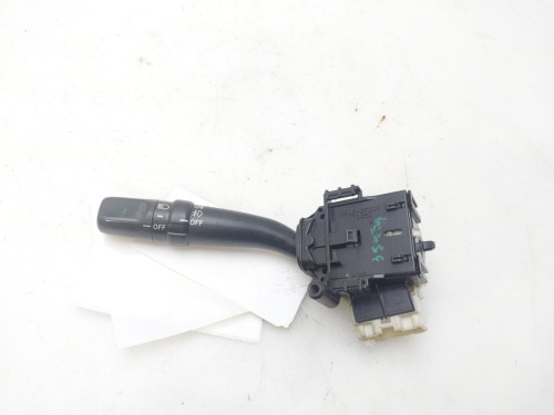  MANDO LUCES TOYOTA AVENSIS BERLINA (T25) 