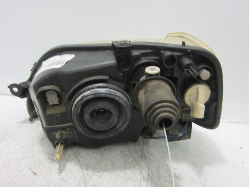  FARO DERECHO DACIA LOGAN 1 