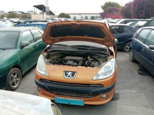 PEUGEOT 1007 — vehículo donante para recambios 