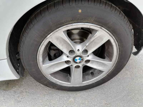 BMW SERIE 1 BERLINA (E81/E87) — vehículo donante para recambios 