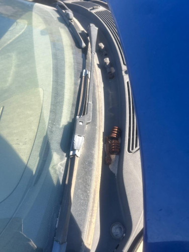 BRAZO LIMPIA DELANTERO IZQUIERDO Skoda FABIA COMBI (5J5) 