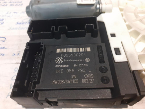  MOTOR ELEVALUNAS DELANTERO IZQUIERDO 