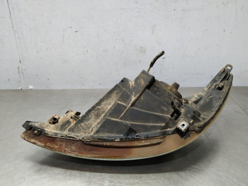  FARO DERECHO FORD KA (CCU) 