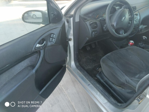  FORD FOCUS BERLINA (CAK) 