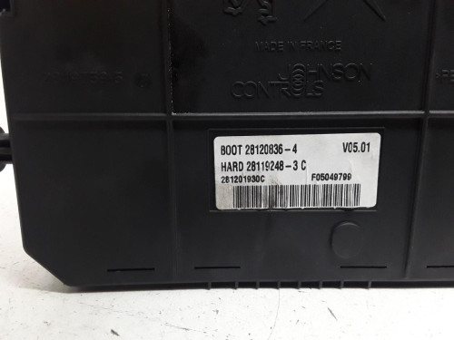 CAJA RELES / FUSIBLES Citroen C4 PICASSO 
