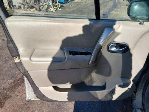 RENAULT SCENIC II (JM) — vehículo donante para recambios 