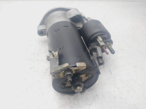 MOTOR ARRANQUE Volkswagen PASSAT VARIANT (3B6) 