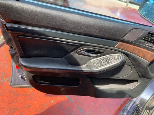  BMW SERIE 5 BERLINA (E39) 