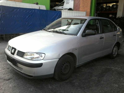 SEAT CORDOBA BERLINA (6K2)