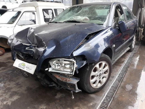 VOLVO S40 BERLINA — автомобиль-донор на запчасти 