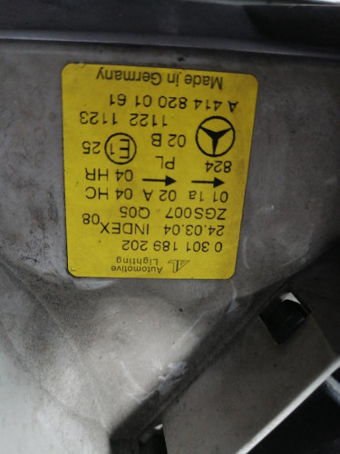  FARO DERECHO MERCEDES-BENZ VANEO (BM 414) COMPACT VAN 