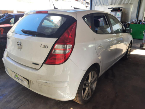  HYUNDAI I30 (FD) 
