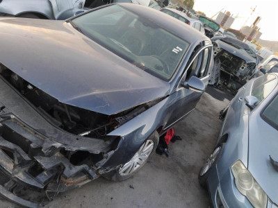 VOLKSWAGEN PASSAT BERLINA (3C2)