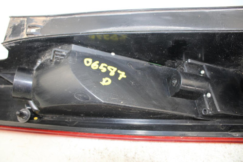 PILOTO TRASERO DERECHO Ford FOCUS BERLINA (CAP) 