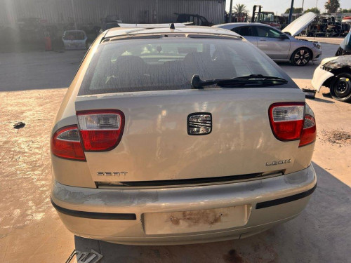  SEAT LEON (1M1) 