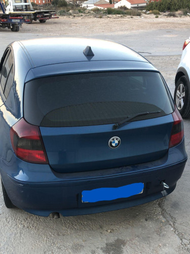 BMW SERIE 1 BERLINA (E81/E87) — vehículo donante para recambios 