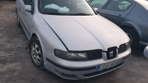  SEAT 
