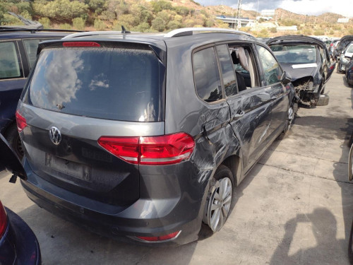  VOLKSWAGEN TOURAN (5T1) 