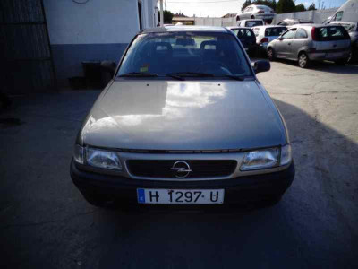 OPEL ASTRA F BERLINA