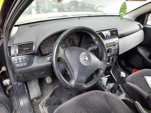  FIAT STILO (192) 