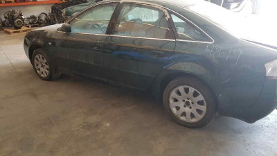 AUDI A6 BERLINA (4B2)
