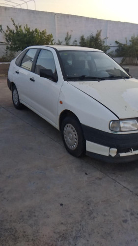 Seat Cordoba Berlina (6K2)(11.1993->) CLX — vehículo donante para recambios 