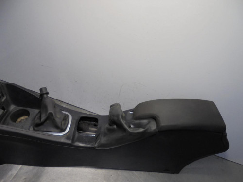CONSOLA CENTRAL Renault MEGANE III SPORT TOURER 