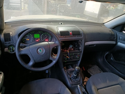 SKODA OCTAVIA BERLINA (1Z3) — Donor Vehicle for Used Parts 