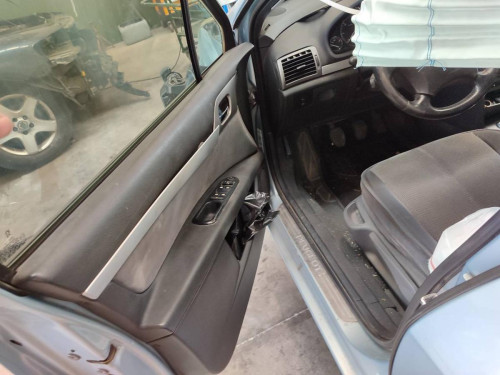 PEUGEOT 407 — vehículo donante para recambios 