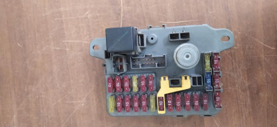 CAJA RELES / FUSIBLES, LAND ROVER, DISCOVERY (SALLJG/LJ)
