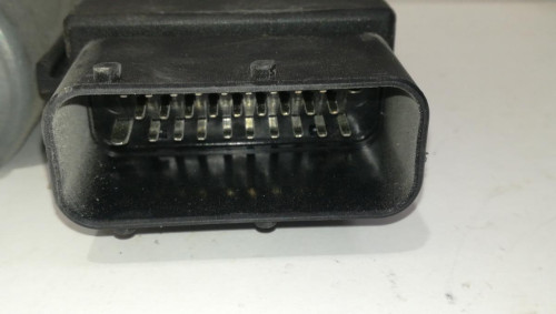 MOTOR ELEVALUNAS DELANTERO IZQUIERDO 