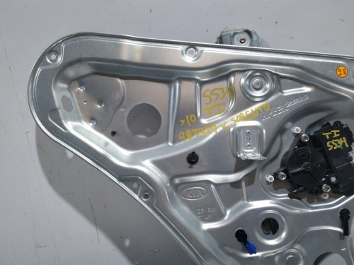  ELEVALUNAS TRASERO IZQUIERDO KIA SORENTO R (XM) 