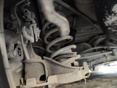 AMORTIGUADOR TRASERO IZQUIERDO