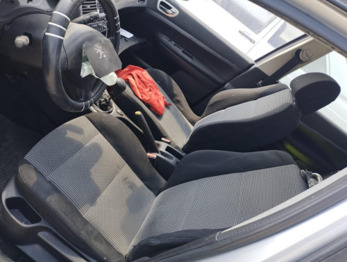 PEUGEOT 307 (S1)(04.2001) — автомобиль-донор на запчасти 