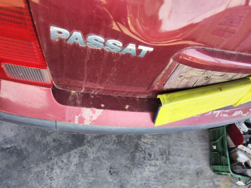 REFUERZO PARAGOLPES TRASERO Volkswagen PASSAT BERLINA (3B2) 