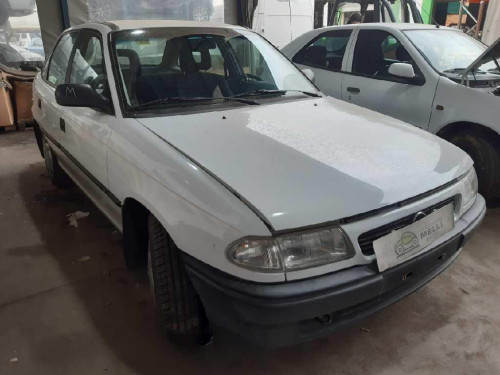  OPEL ASTRA F BERLINA 