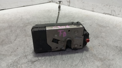 CERRADURA PUERTA TRASERA DERECHA Opel CORSA C 