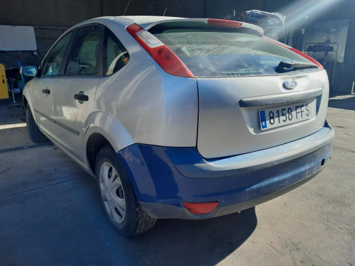  FORD FOCUS BERLINA (CAP) 