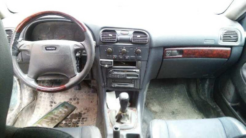 VOLVO V40 FAMILIAR 