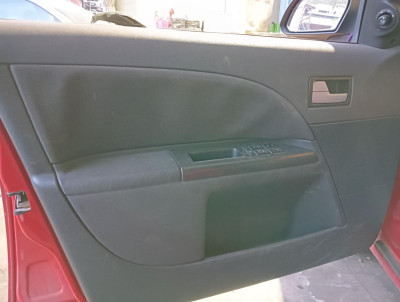 FORD MONDEO BERLINA (GE)