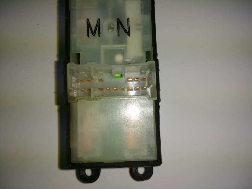  MANDO ELEVALUNAS DELANTERO IZQUIERDO NISSAN ALMERA (N16/E) 