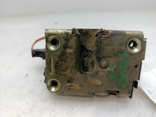 CERRADURA PUERTA DELANTERA DERECHA Renault R 19 BERL. CON PORTÓN (B/C53) 
