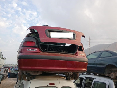 RENAULT MEGANE I FASE 2 BERLINA (BA0)