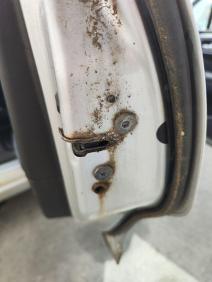 CERRADURA PUERTA TRASERA DERECHA