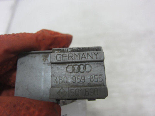  MANDO ELEVALUNAS TRASERO DERECHO AUDI A3 (8L) 